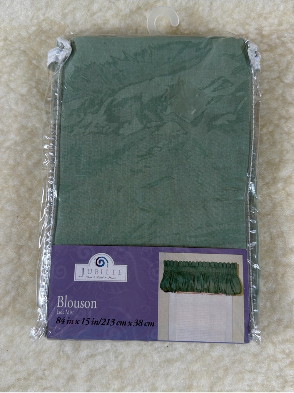Blouson Valance in Jade Mist Green
